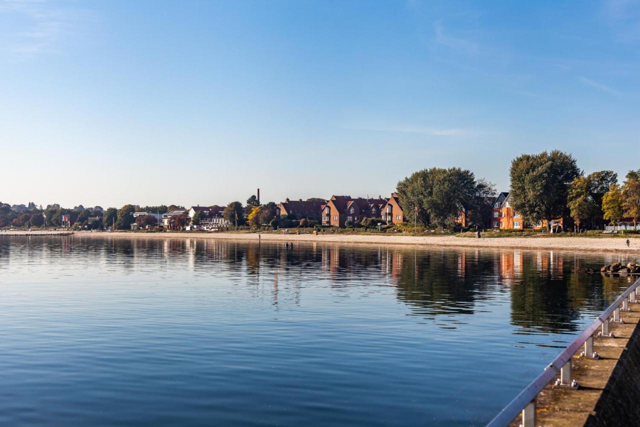 Apartmenthaus Hafenspitze Ap 5 - "Am Yachthafen 5" - Blickrichtung Offenes Meerstrandpromenade Эккернфёрде Экстерьер фото